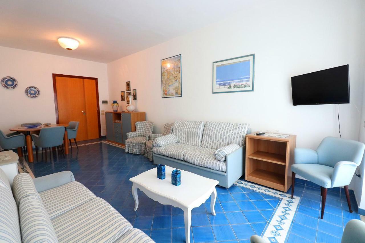 Casa Azzurra Apartment *